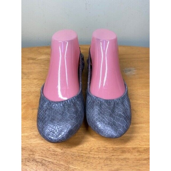 Old Navy Women's Sz 8 Gray Snake Skin Pattern Slip-on Scrunch Ballet Flats Shoes - Picture 3 of 12